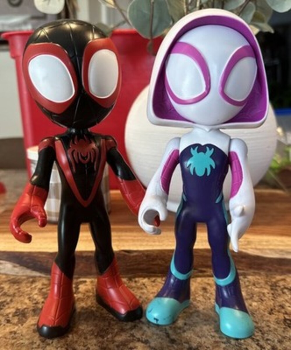 Marvel Spidey & Amazing Friends Supersized Set Of 2 Ghost Spider Miles Morales